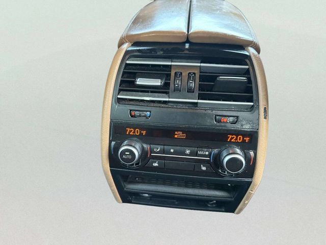 2011 BMW 7 Series 750i xDrive - 22968425 - 35