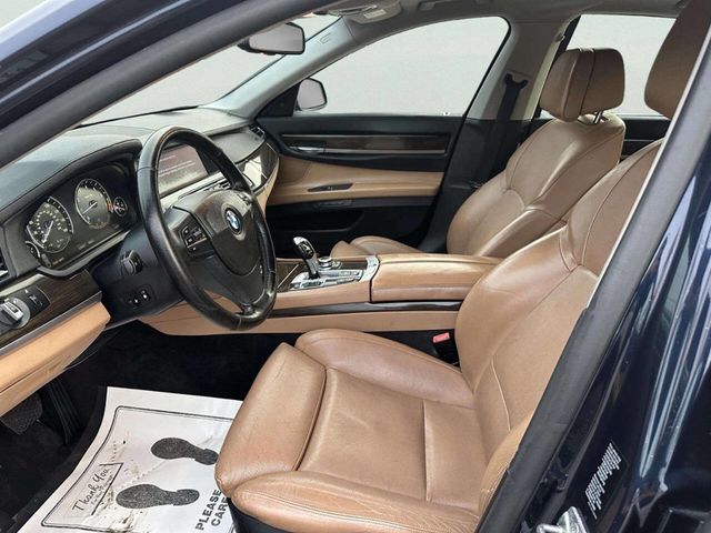 2011 BMW 7 Series 750i xDrive - 22968425 - 8