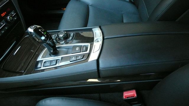 2011 BMW 7 Series 750Li xDrive - 19348062 - 18