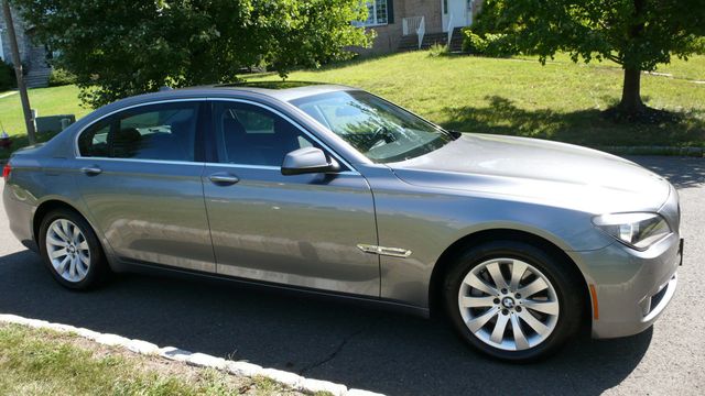 2011 BMW 7 Series 750Li xDrive - 19348062 - 1