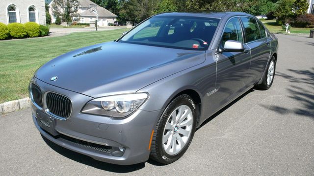 2011 BMW 7 Series 750Li xDrive - 19348062 - 4