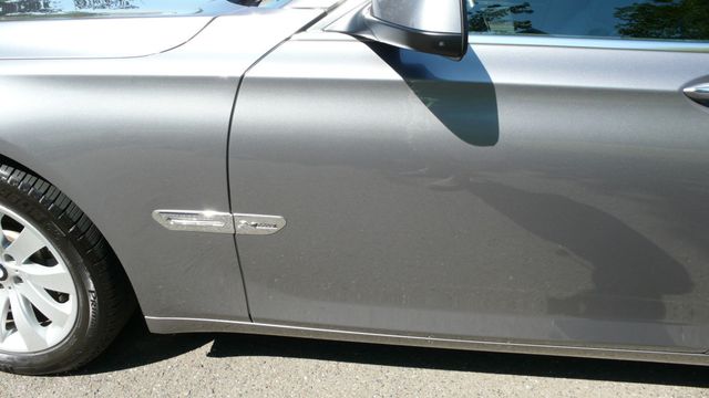 2011 BMW 7 Series 750Li xDrive - 19348062 - 57