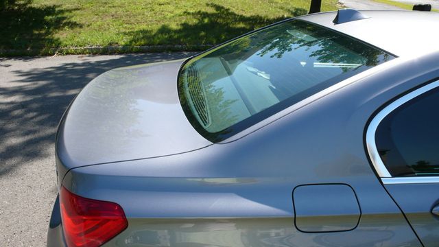 2011 BMW 7 Series 750Li xDrive - 19348062 - 69