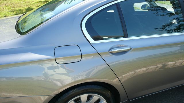 2011 BMW 7 Series 750Li xDrive - 19348062 - 72