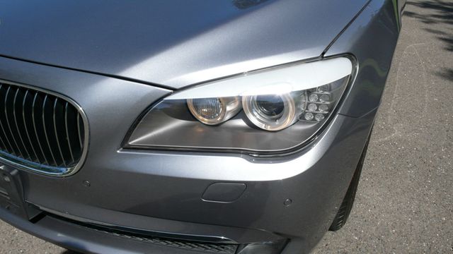 2011 BMW 7 Series 750Li xDrive - 19348062 - 8