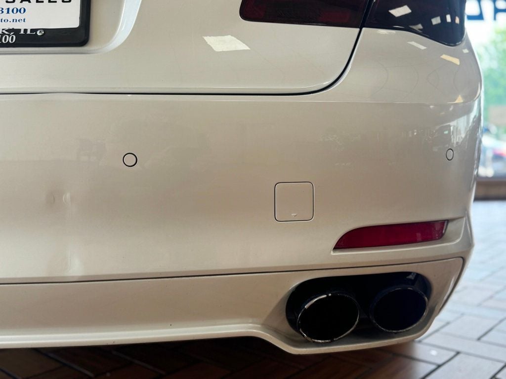 2011 BMW 7 Series Alpina - 22895343 - 14