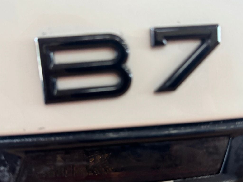 2011 BMW 7 Series Alpina - 22895343 - 16