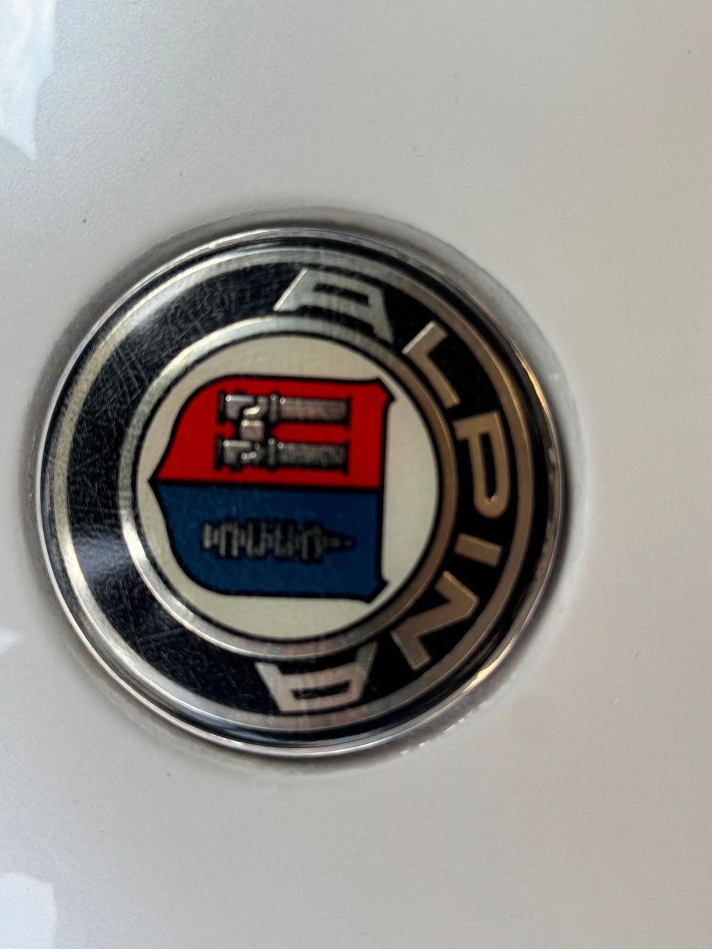 2011 BMW 7 Series Alpina - 22895343 - 18