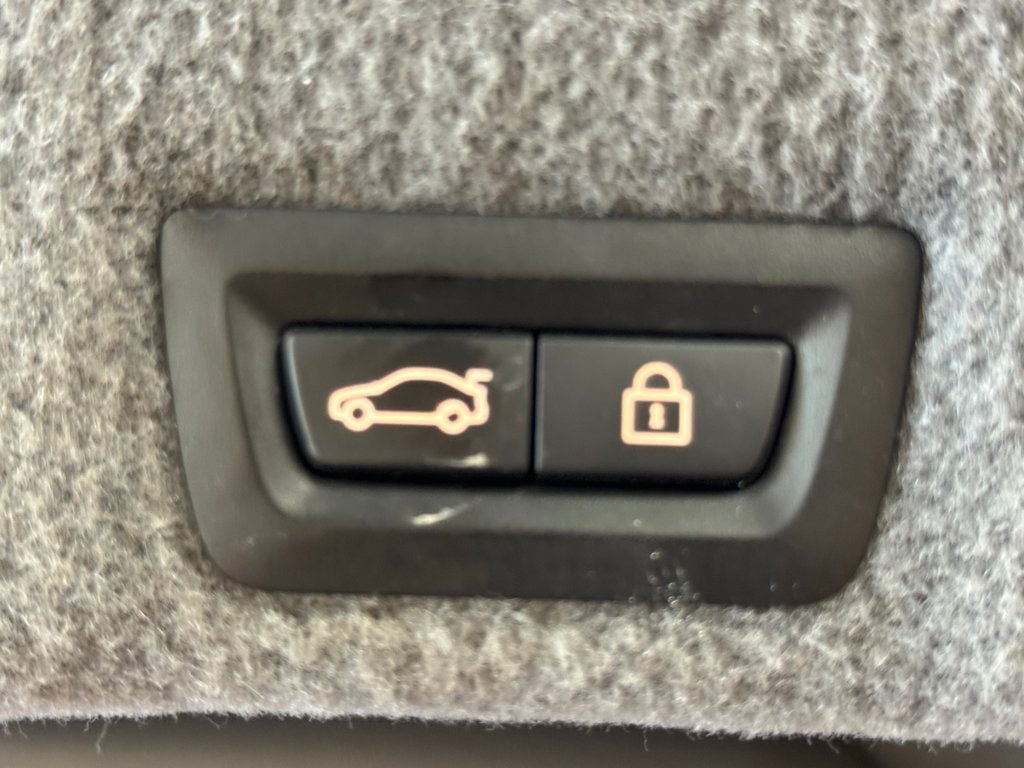 2011 BMW 7 Series Alpina - 22895343 - 23