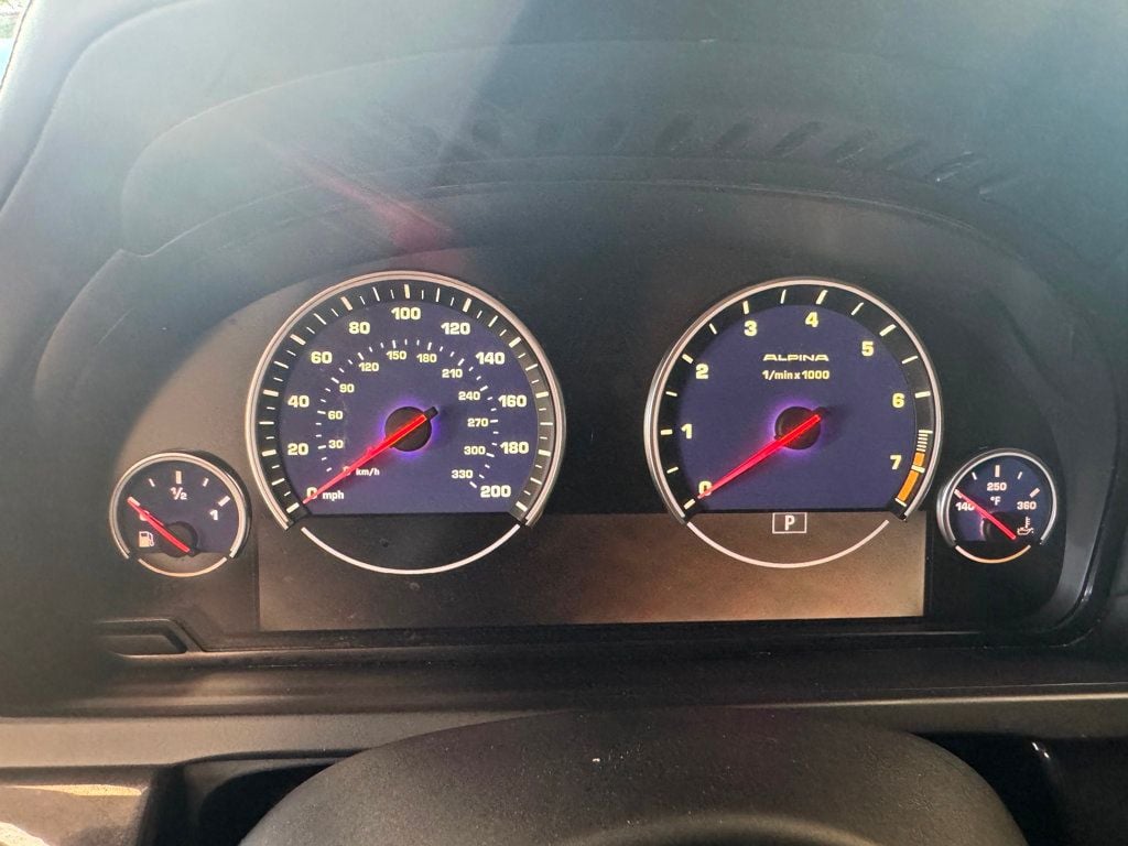 2011 BMW 7 Series Alpina - 22895343 - 26