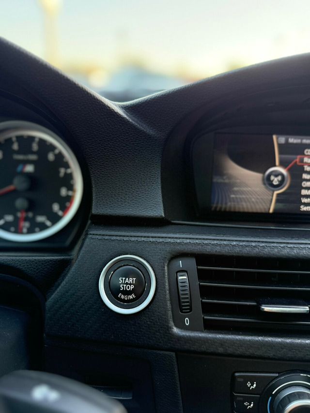 2011 BMW M3  - 22979403 - 18