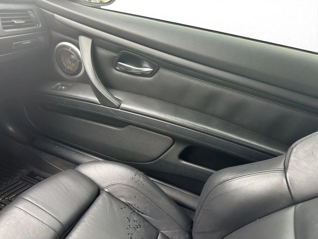 2011 BMW M3 HARDTOP CONVERTIBLE, V8 ENGINE, SPOILER, BLACKOUT WHEELS & MORE! - 22920860 - 18