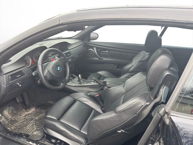 2011 BMW M3 HARDTOP CONVERTIBLE, V8 ENGINE, SPOILER, BLACKOUT WHEELS & MORE! - 22920860 - 8