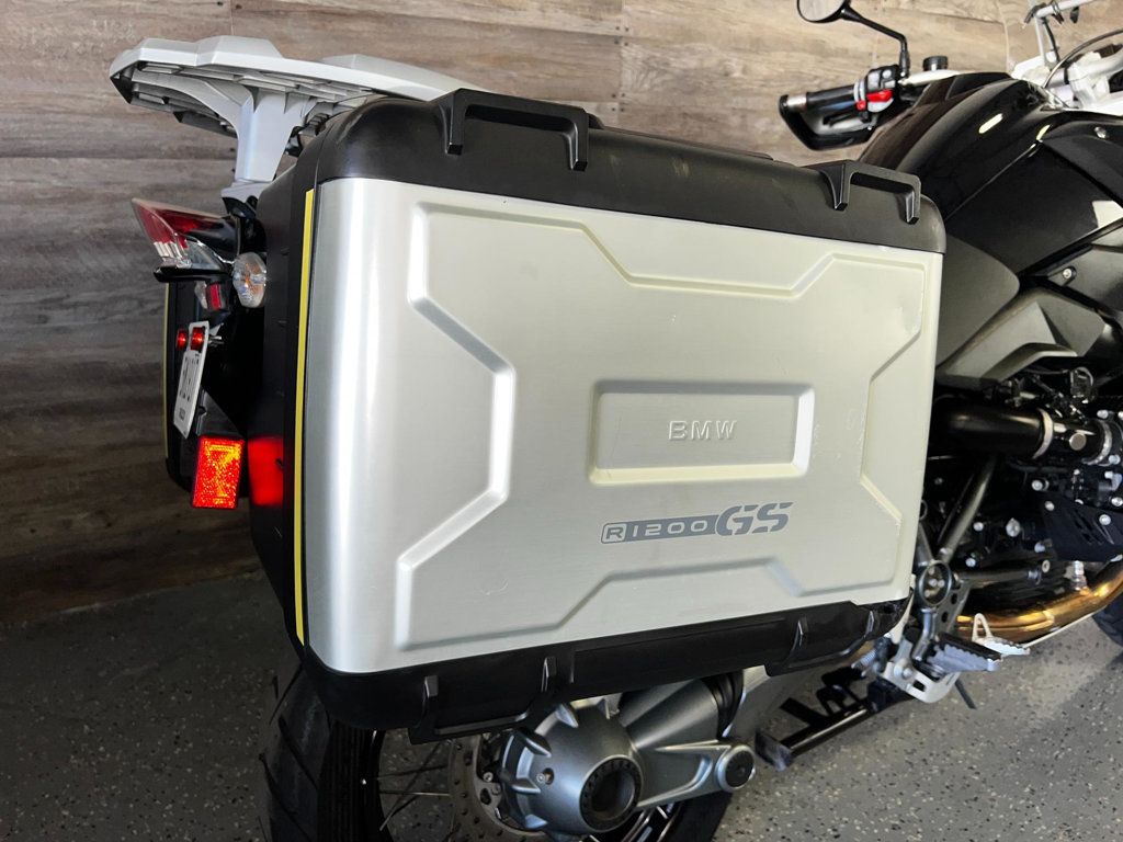2011 BMW R 1200 GS One Owner! - 22832751 - 6