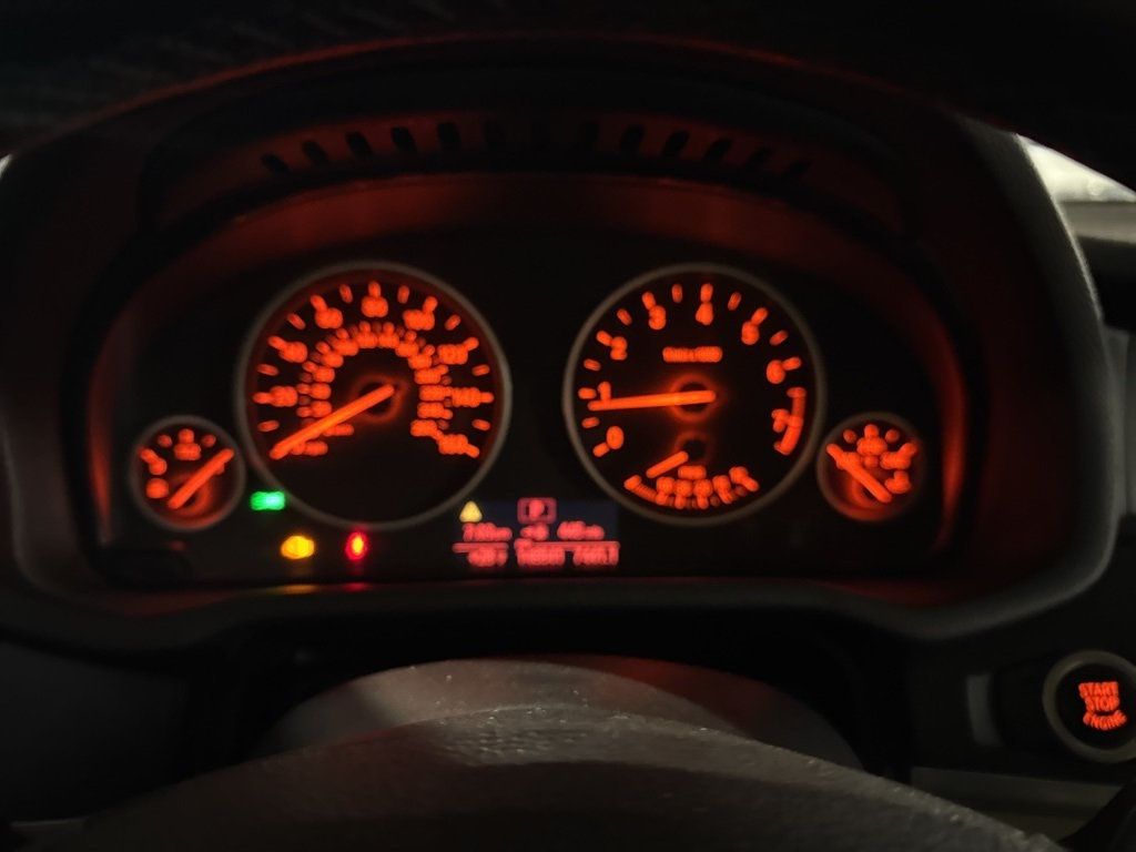 2011 BMW X3 28i - 22958031 - 10