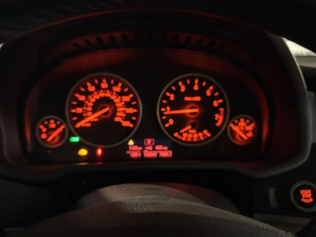 2011 BMW X3 28i - 22958031 - 10