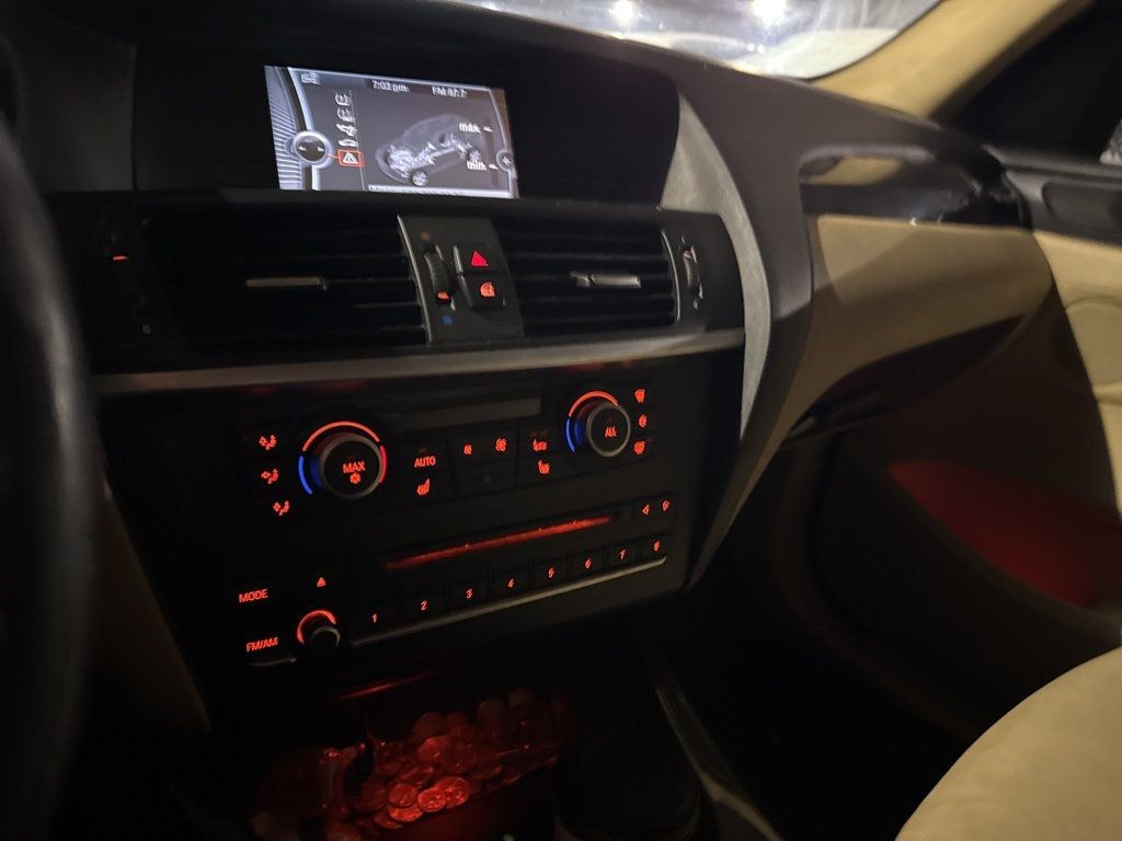 2011 BMW X3 28i - 22958031 - 13