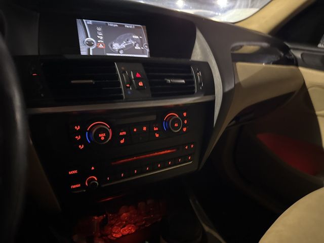 2011 BMW X3 28i - 22958031 - 13