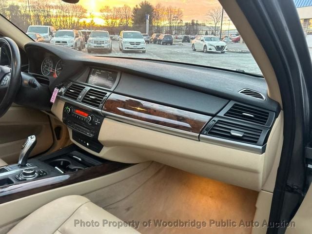 2011 BMW X5 35i - 22960414 - 8