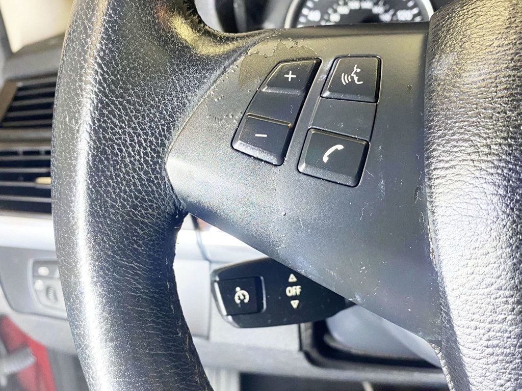 2011 BMW X5 35i - 22884032 - 23