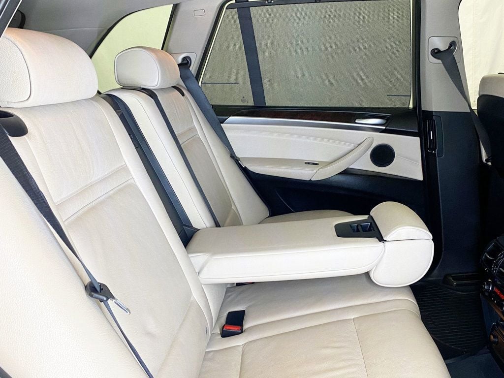 2011 BMW X5 35i - 22884032 - 48