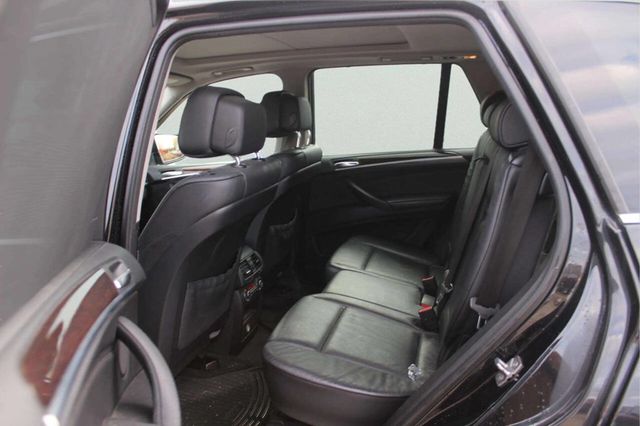 2011 BMW X5 50i - 23022003 - 6
