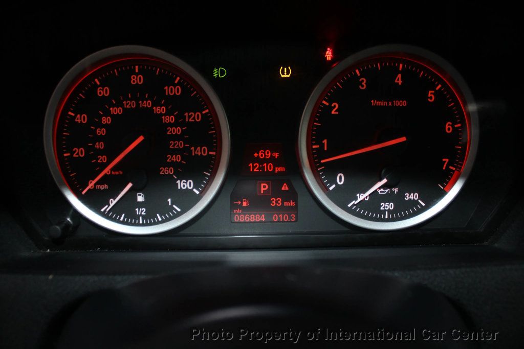 2011 BMW X6 35i - 22943956 - 17