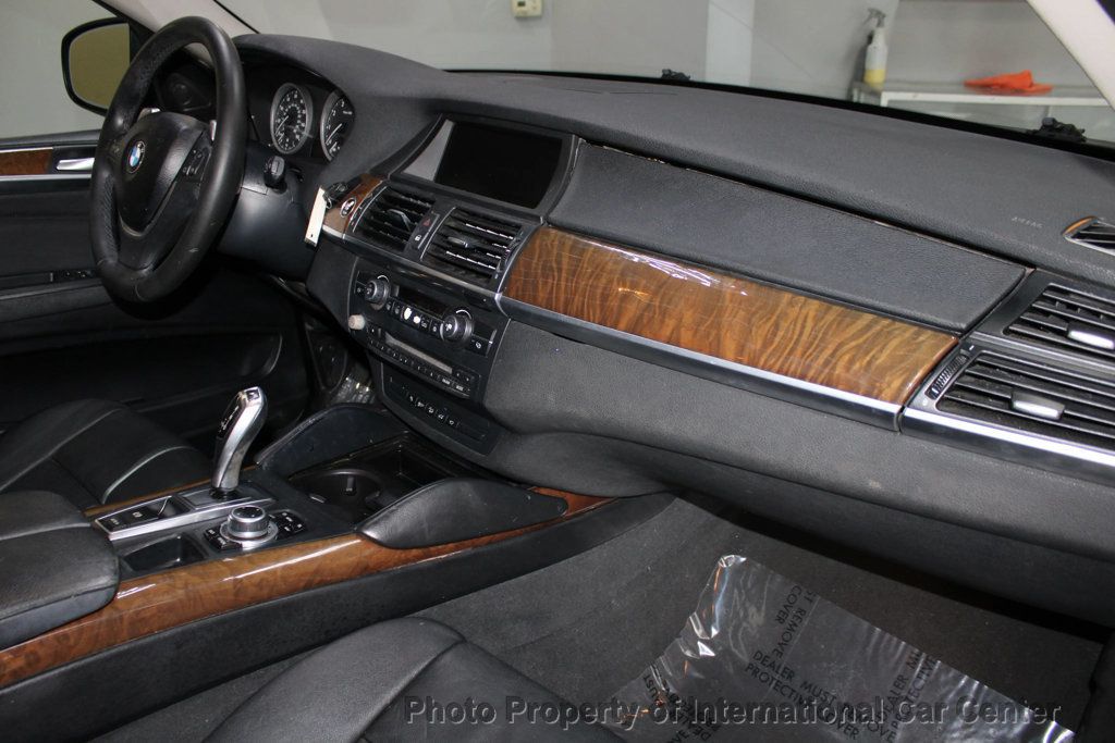 2011 BMW X6 35i - 22943956 - 26