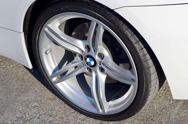 2011 BMW Z4 MSRP$74620/Z4/Roadster/S-Drive35/ComfortAccessEntry/NAV - 22983272 - 11