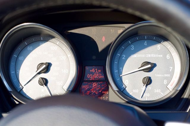 2011 BMW Z4 MSRP$74620/Z4/Roadster/S-Drive35/ComfortAccessEntry/NAV - 22983272 - 21