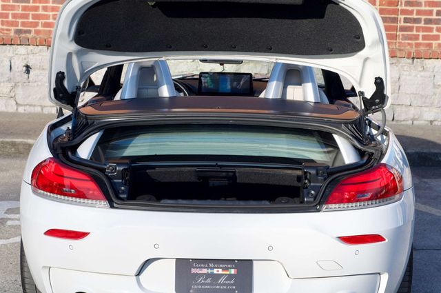 2011 BMW Z4 MSRP$74620/Z4/Roadster/S-Drive35/ComfortAccessEntry/NAV - 22983272 - 39
