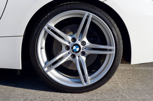 2011 BMW Z4 MSRP$74620/Z4/Roadster/S-Drive35/ComfortAccessEntry/NAV - 22983272 - 44