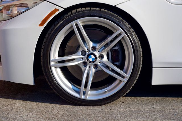 2011 BMW Z4 MSRP$74620/Z4/Roadster/S-Drive35/ComfortAccessEntry/NAV - 22983272 - 45