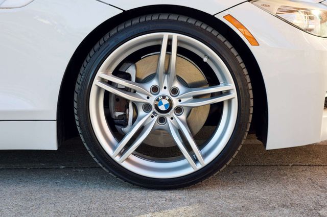 2011 BMW Z4 MSRP$74620/Z4/Roadster/S-Drive35/ComfortAccessEntry/NAV - 22983272 - 46