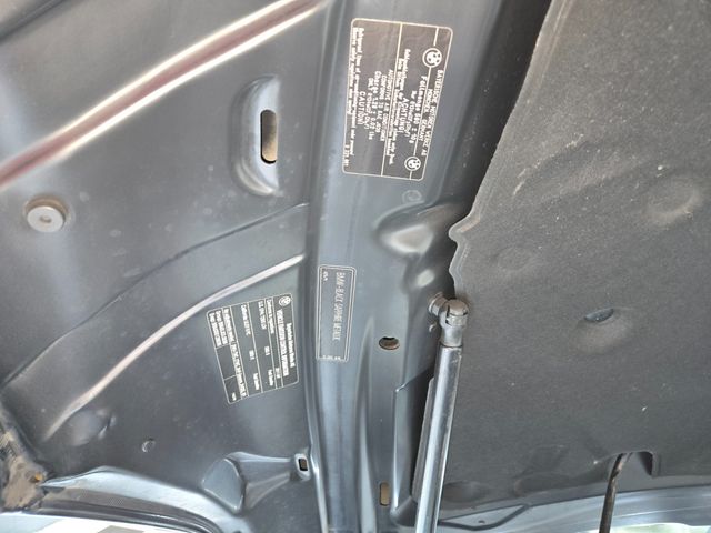 2011 BMW Z4 Roadster sDrive30i - 22985489 - 32