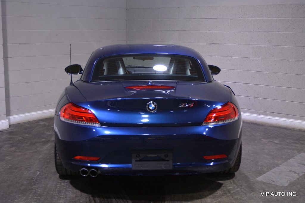 2011 BMW Z4 Roadster sDrive30i - 22562225 - 17