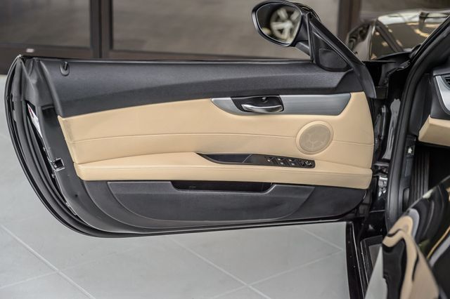 2011 BMW Z4 Z4 sDRIVE 35i BLACK ON BEIGE TURBO HARD TOP CONVERTIBLE  - 23036510 - 43