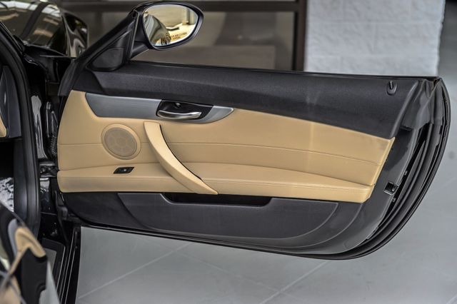 2011 BMW Z4 Z4 sDRIVE 35i BLACK ON BEIGE TURBO HARD TOP CONVERTIBLE  - 23036510 - 46