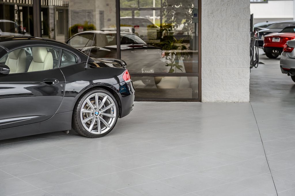 2011 BMW Z4 Z4 sDRIVE 35i BLACK ON BEIGE TURBO HARD TOP CONVERTIBLE  - 23036510 - 51