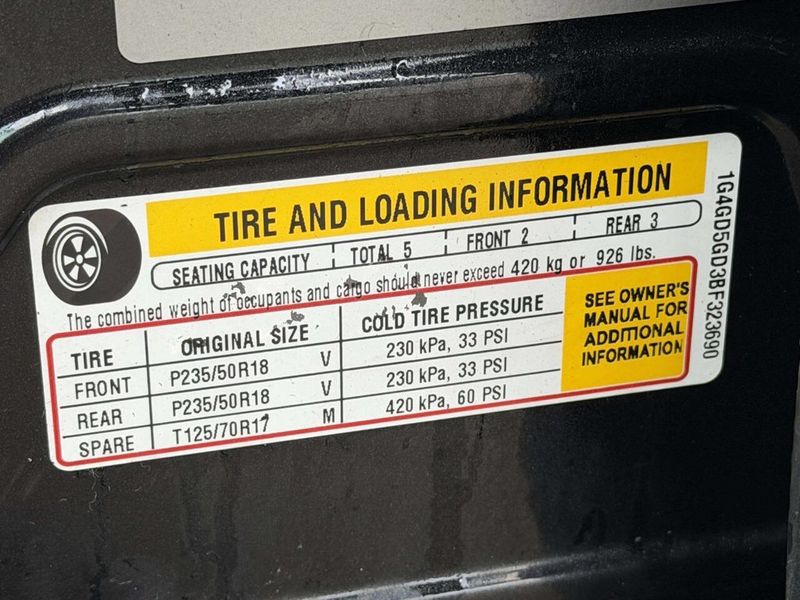 2011 Buick LaCrosse 4dr Sedan CXL AWD - 22970613 - 12