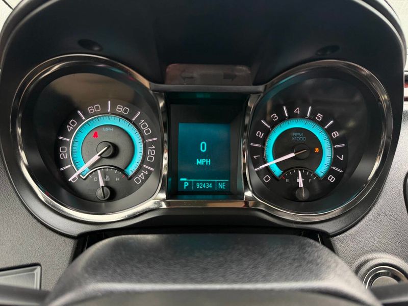 2011 Buick LaCrosse 4dr Sedan CXL AWD - 22970613 - 48