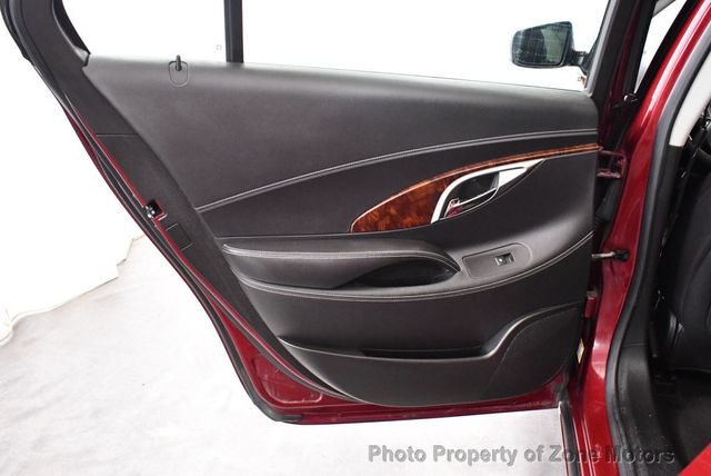 2011 Buick LaCrosse 4dr Sedan CXS - 22397357 - 23