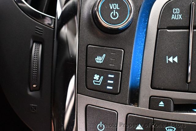 2011 Buick LaCrosse 4dr Sedan CXS - 22397357 - 35