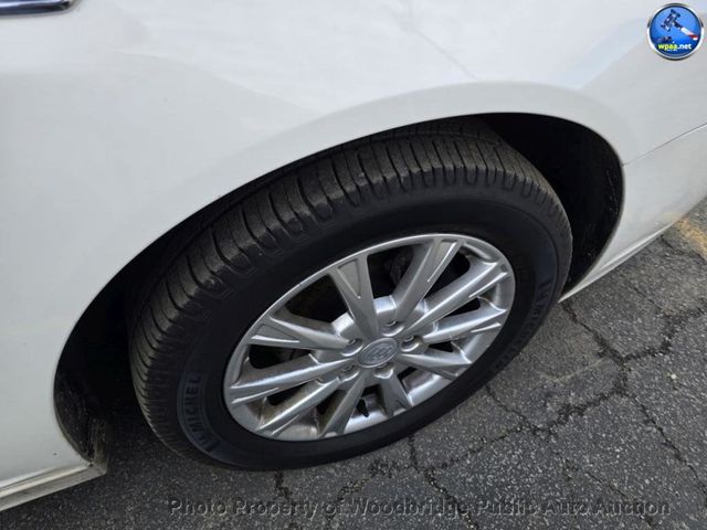 2011 Buick Lucerne 4dr Sedan CXL - 22990906 - 13