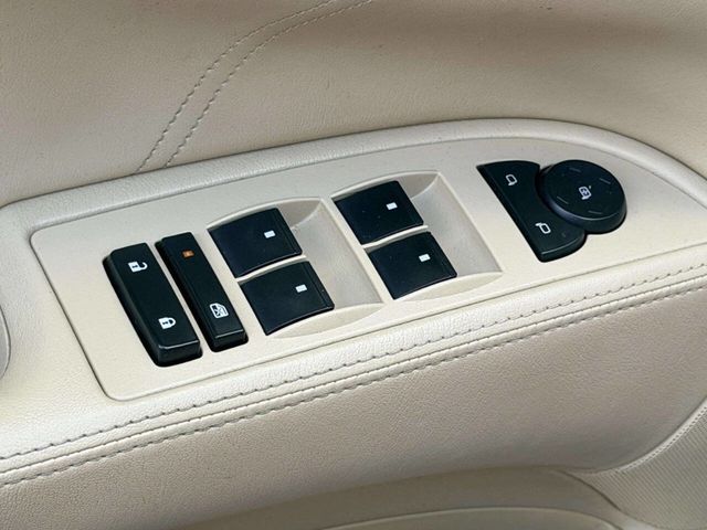 2011 Buick Lucerne 4dr Sedan CXL Premium - 23040552 - 14