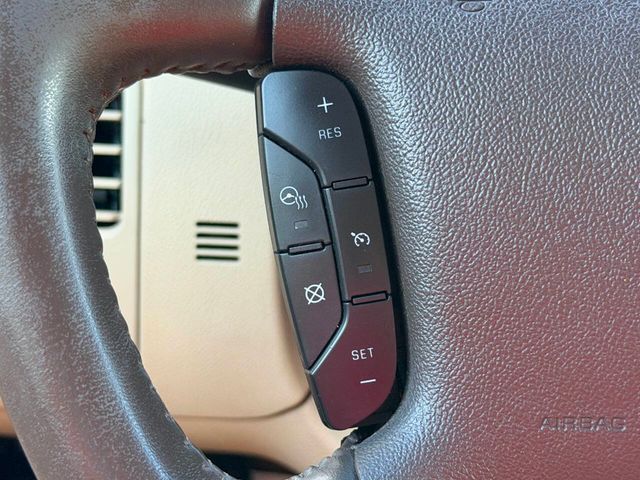 2011 Buick Lucerne 4dr Sedan CXL Premium - 23040552 - 28