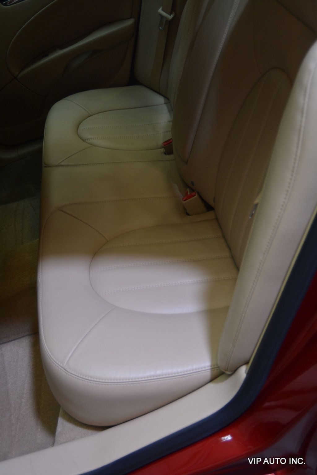 2011 Buick Lucerne 4dr Sedan CXL Premium - 23081166 - 32