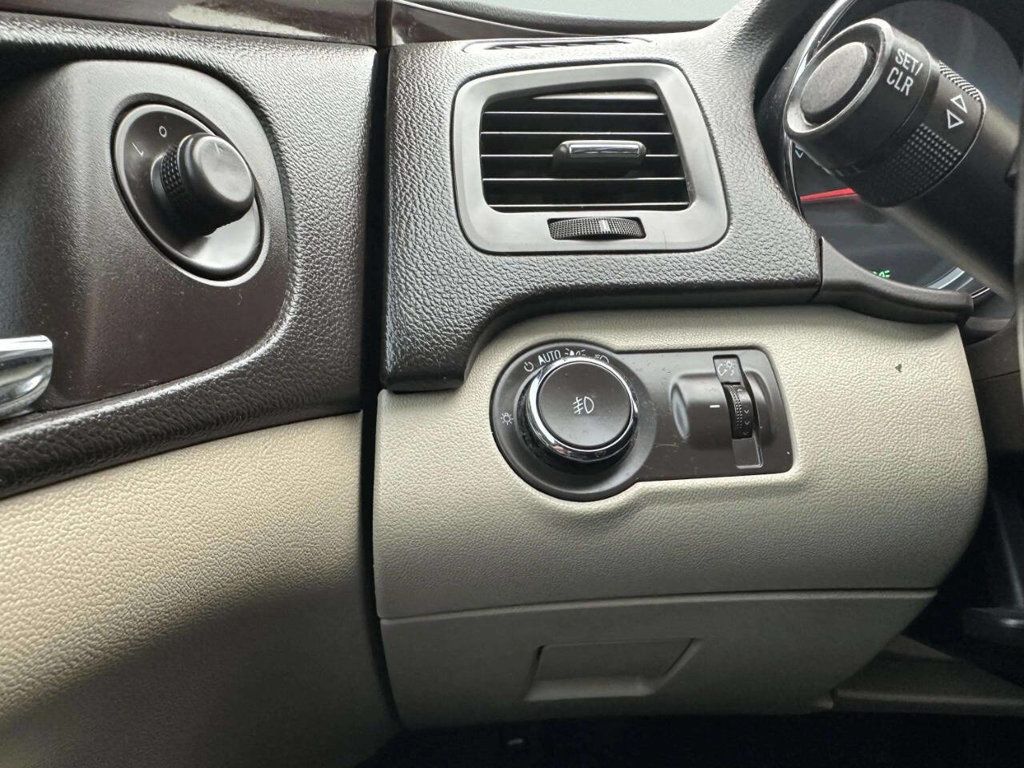 2011 Buick Regal 4dr Sedan CXL Turbo TO2 (Russelsheim) *Ltd Avail* - 22952396 - 26