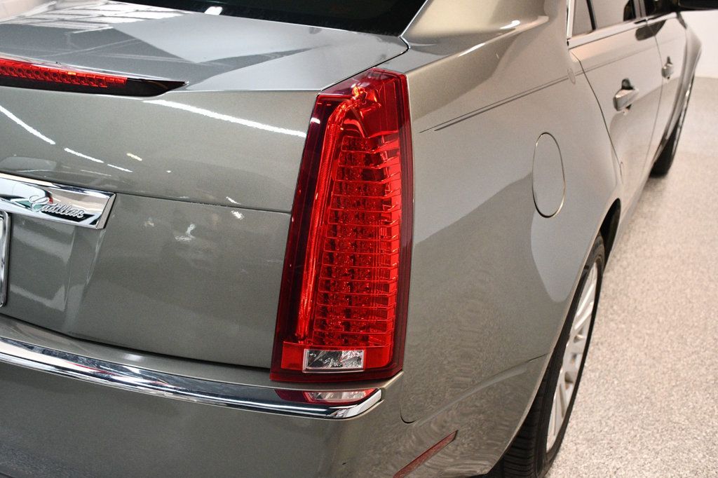 Cadillac CTS photo 14