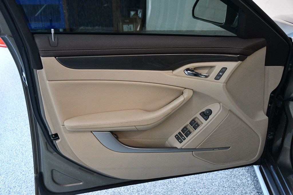 Cadillac CTS photo 21